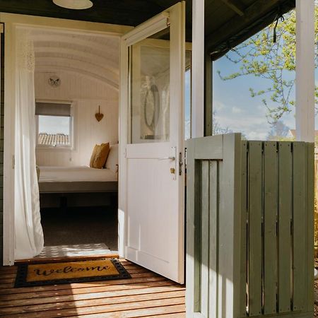 Little England Retreats - Cottage, Yurt And Shepherd Huts Othery ภายนอก รูปภาพ