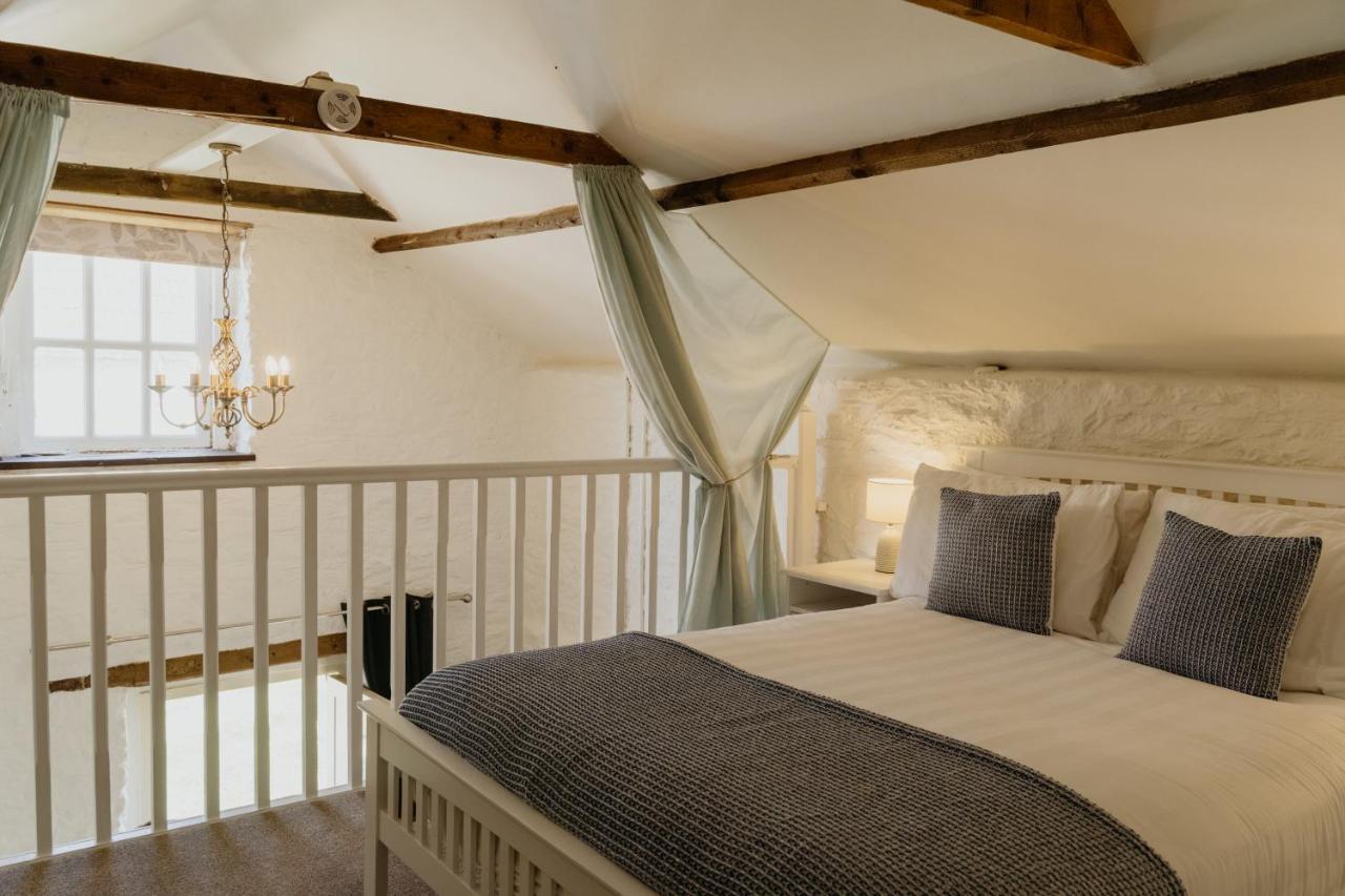 Little England Retreats - Cottage, Yurt And Shepherd Huts Othery ภายนอก รูปภาพ