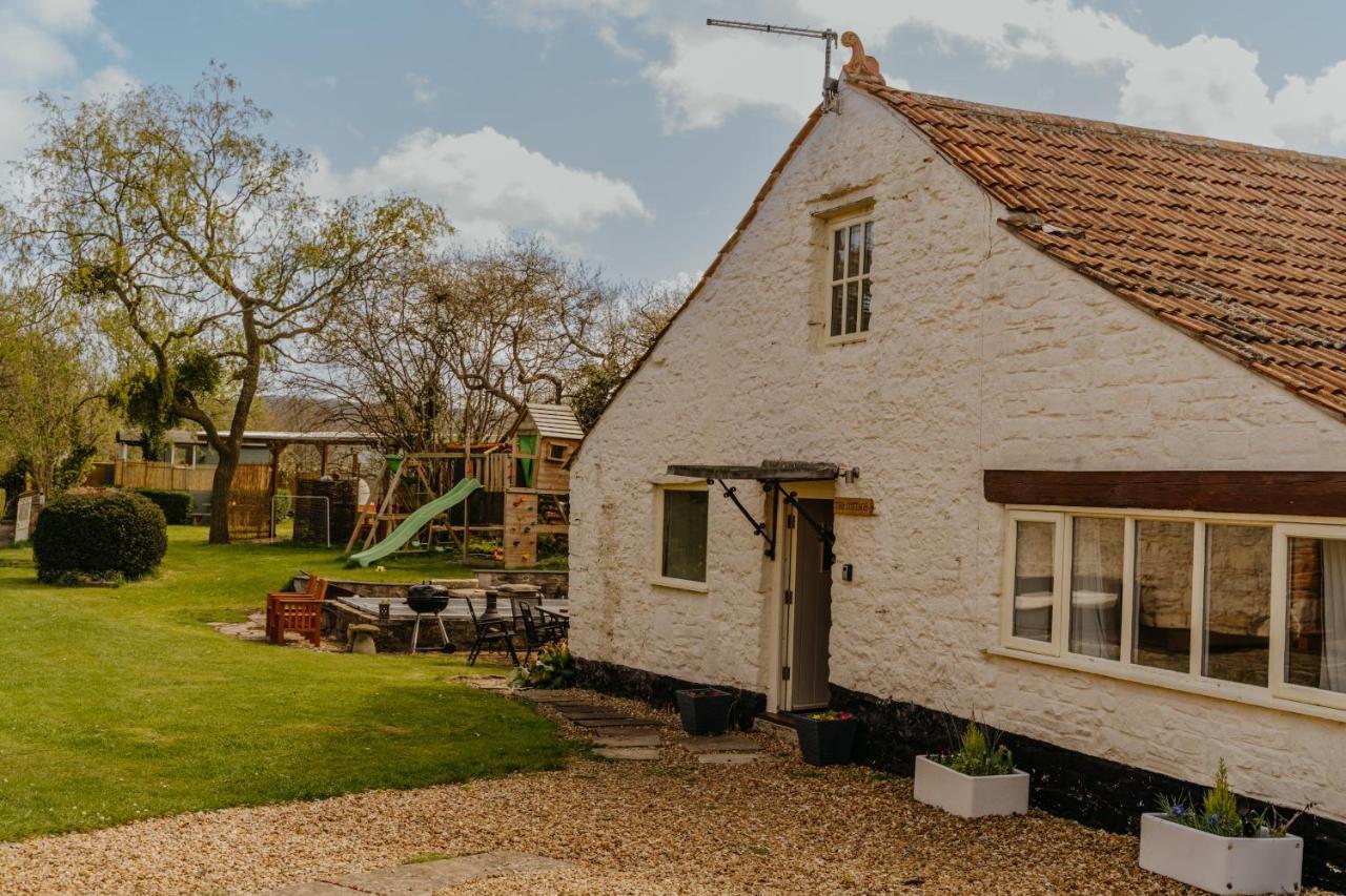 Little England Retreats - Cottage, Yurt And Shepherd Huts Othery ภายนอก รูปภาพ