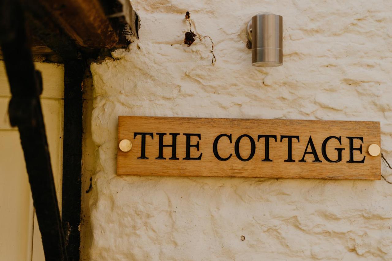 Little England Retreats - Cottage, Yurt And Shepherd Huts Othery ภายนอก รูปภาพ