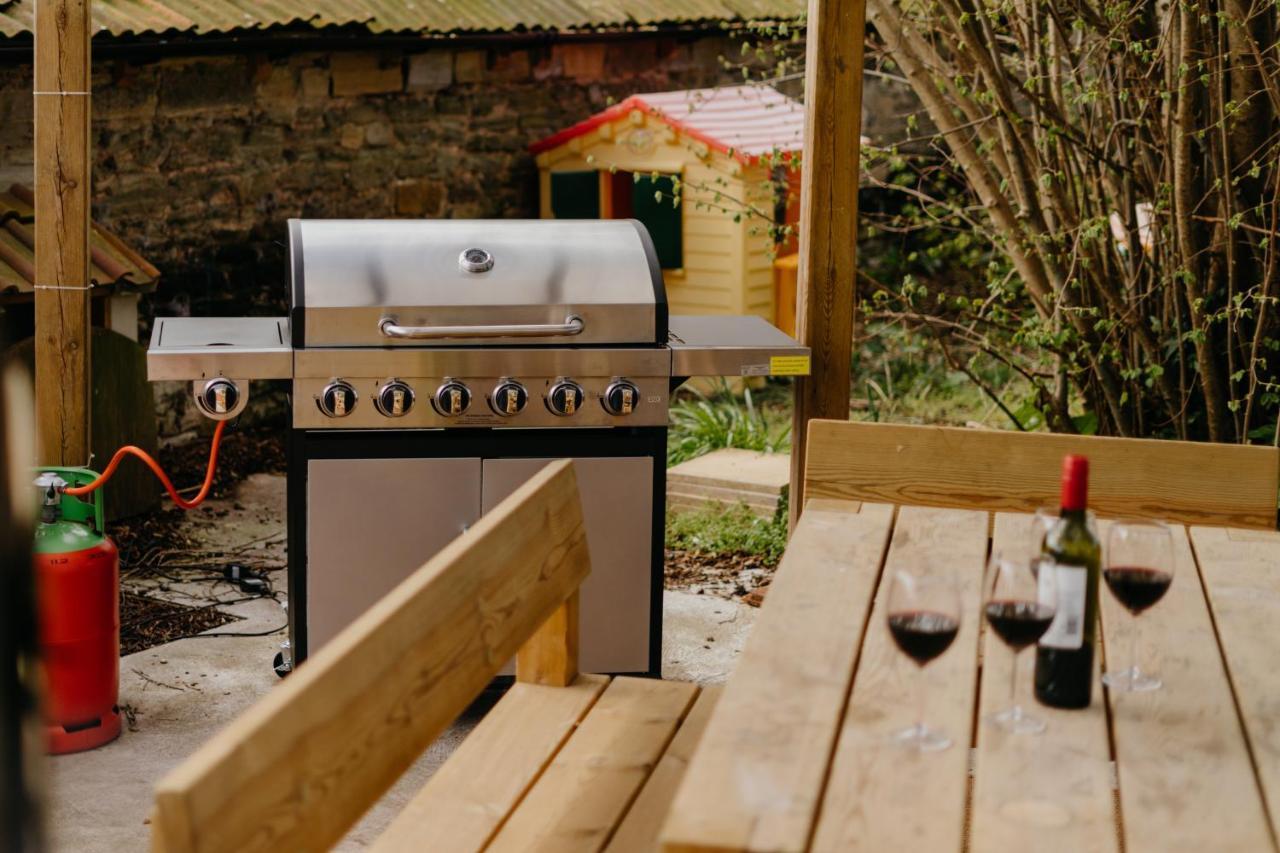 Little England Retreats - Cottage, Yurt And Shepherd Huts Othery ภายนอก รูปภาพ